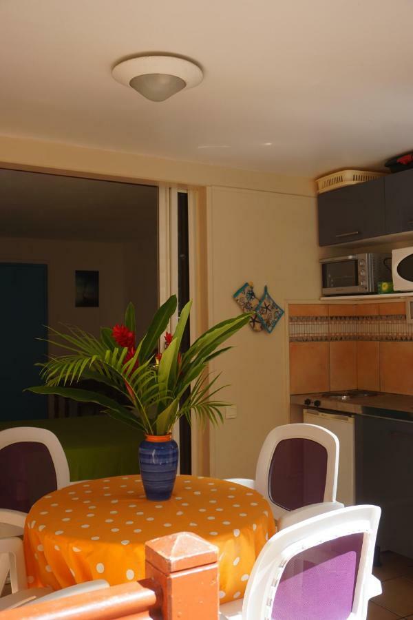 Appartements Residence Mahoghany Sainte-Anne Exteriör bild